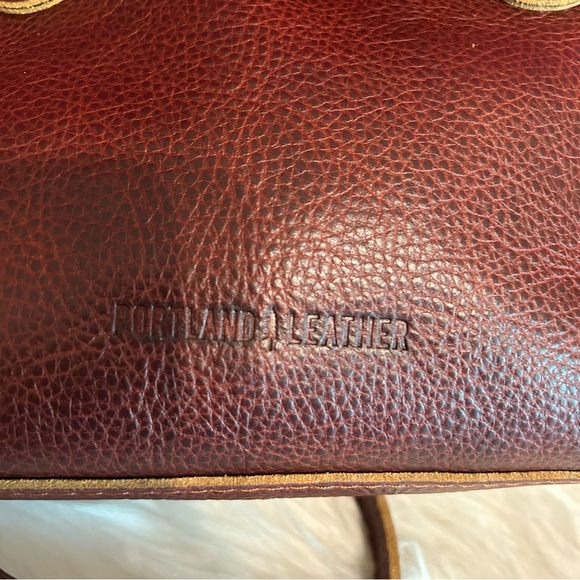 EUC Portland Leather Brown Crossbody Bag - Picture 11 of 14